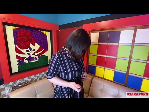 ❤️ Japanese cutie met groot tiete masturbeer met seksspeelgoed en kry 'n orgasme. Sy praat in 'n onderhoud oor haar fokken ervaring. Groot tiete en harige poes wat hard kreun. Osakaporn Mooi pornografie by ons af.cbddeluxe.top ❌️